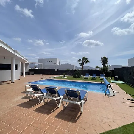 Maria Playa Blanca (Lanzarote)